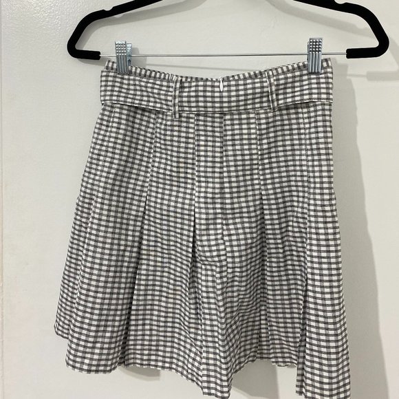 White/Black Check Print Belted Mini Skirt - Picture 3 of 5